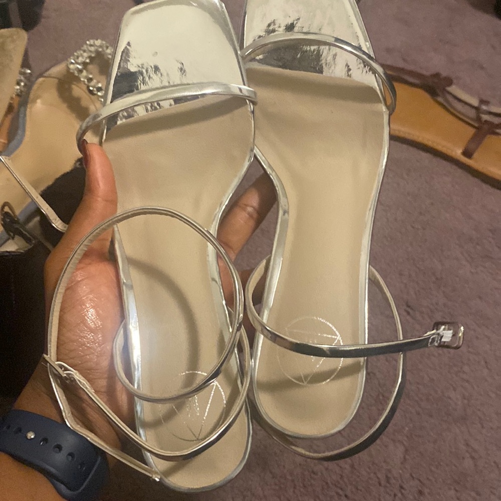 Never worn